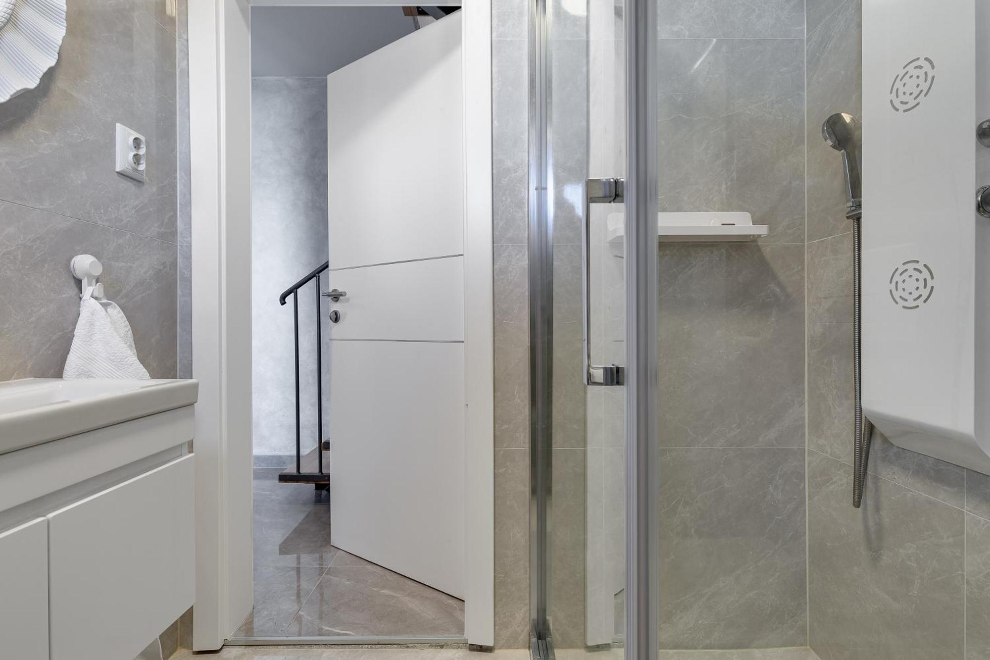 Luka Apartament *