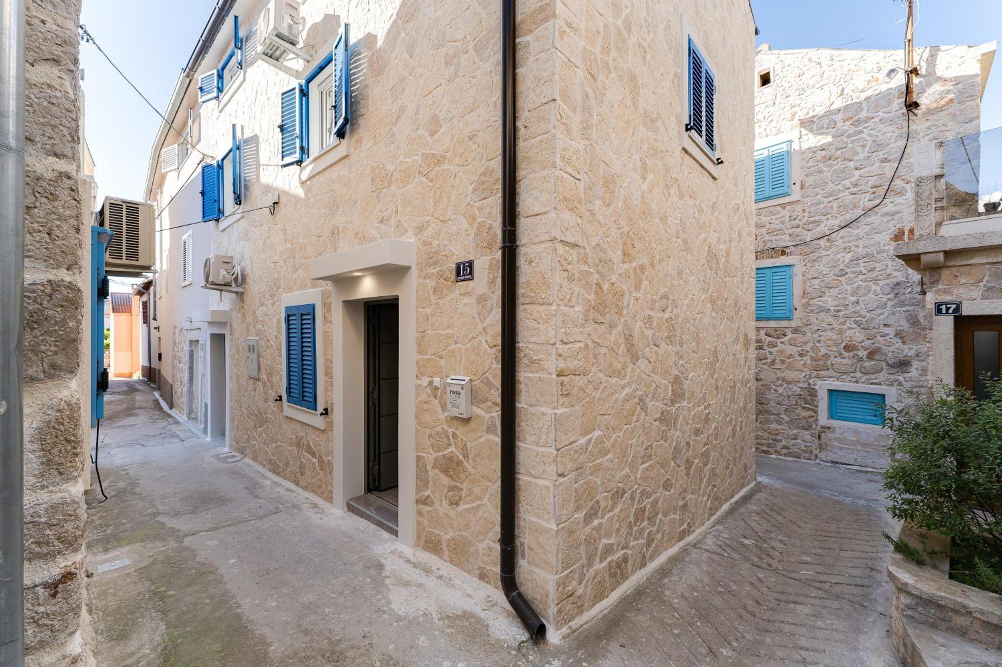 Apartament Luka Kali